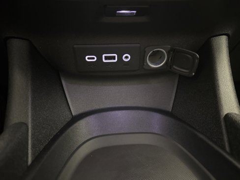 Used 2019 Chevrolet Malibu RS image 24
