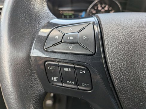 Used 2017 Ford Explorer XLT w/ Equipment Group 202A image 13