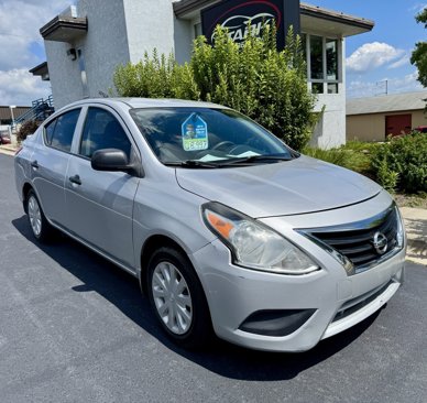 Used 2015 Nissan Versa S Plus image 2