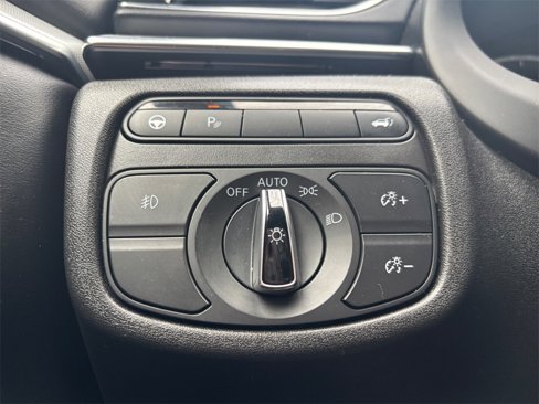Used 2021 INFINITI QX50 Luxe w/ Appearance Package image 29