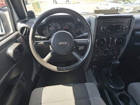 Used 2007 Jeep Wrangler X image 16