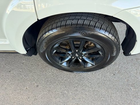 Used 2019 Dodge Journey SE w/ Premium Group image 26