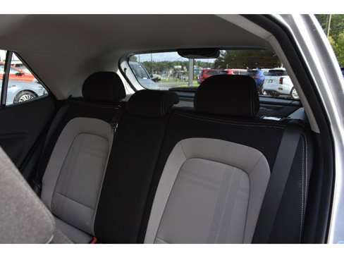 New 2025 Hyundai Venue SEL image 29