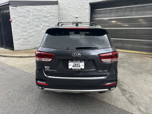 Used 2017 Kia Sorento SX image 7
