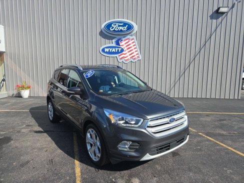 Used 2018 Ford Escape Titanium w/ Ford Safe & Smart Package image 3
