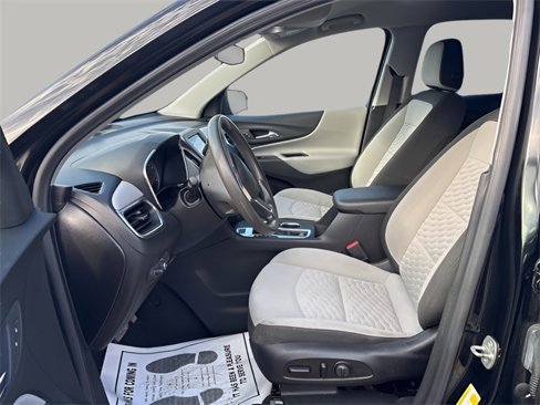 Used 2020 Chevrolet Equinox LS w/ LS Convenience Package image 6