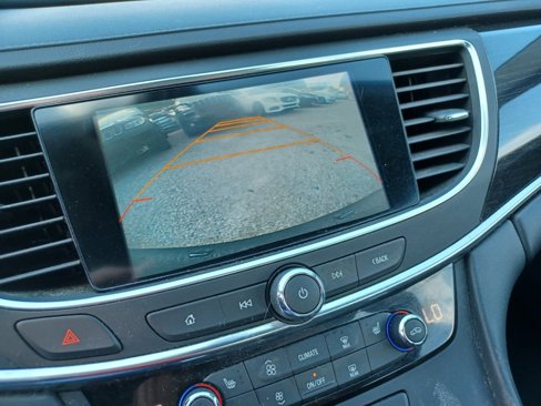 Used 2017 Buick LaCrosse Essence image 13