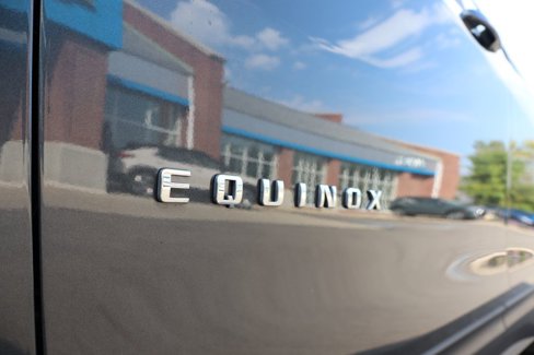 Used 2023 Chevrolet Equinox LT image 6