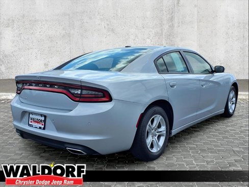 Used 2021 Dodge Charger SXT w/ Leather Interior Group image 2