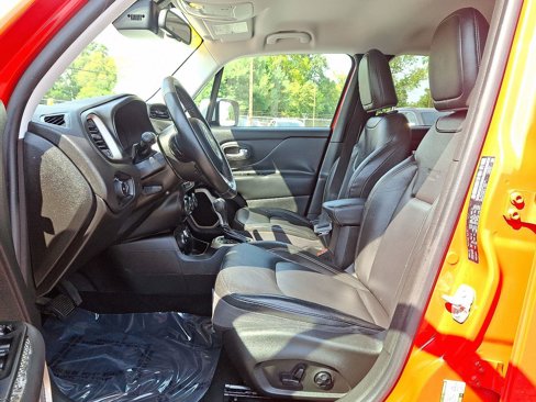 Certified 2015 Jeep Renegade Limited image 13