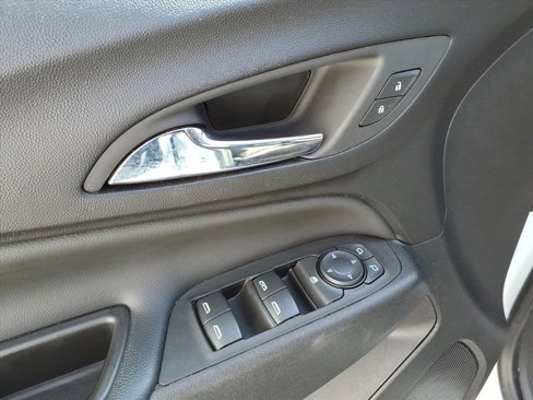 Certified 2024 Chevrolet Equinox LT image 17