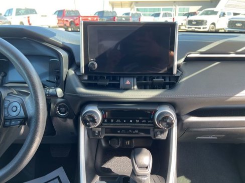 Used 2024 Toyota RAV4 XLE image 26
