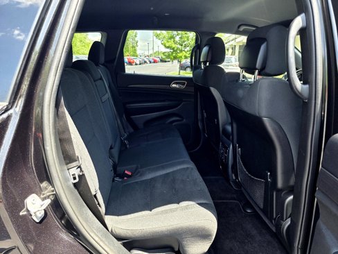 Used 2016 Jeep Grand Cherokee Laredo w/ Quick Order Package 23E image 36