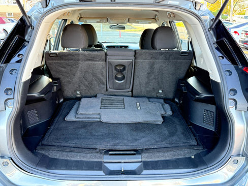 Used 2017 Nissan Rogue S image 32