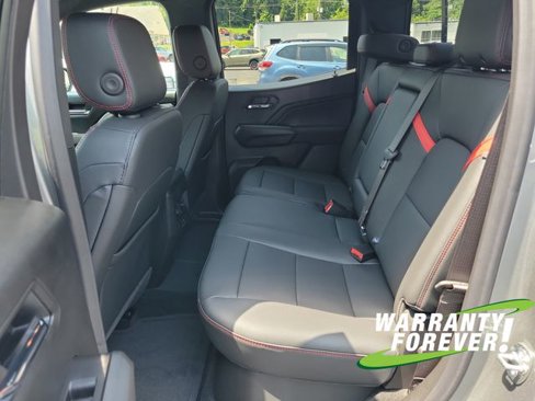 New 2025 Chevrolet Colorado Z71 w/ Technology Package image 15