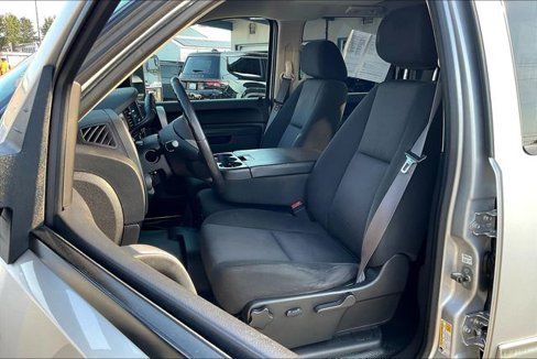 Used 2011 Chevrolet Silverado 2500 LT w/ Interior Plus Package image 18