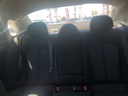 Used 2023 Kia K5 LXS image 23