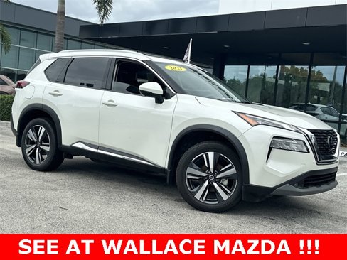 Used 2021 Nissan Rogue SL image 2