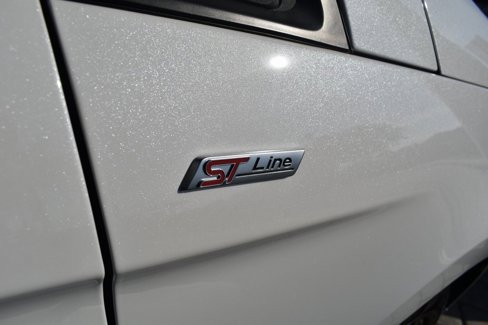 Used 2022 Ford Edge ST-Line image 5