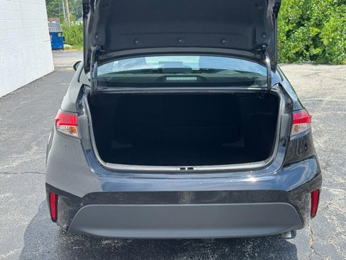 Used 2024 Toyota Corolla LE image 8