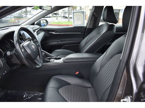 Used 2023 Toyota Camry SE image 13