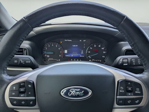 Used 2021 Ford Explorer XLT w/ Equipment Group 202A image 29