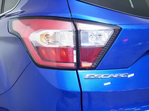 Used 2018 Ford Escape SE image 8
