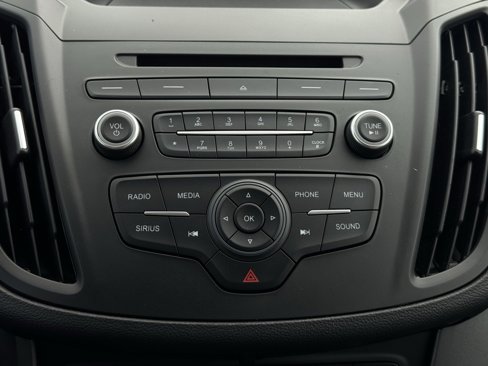Used 2017 Ford Escape SE w/ SE Cold Weather Package image 9