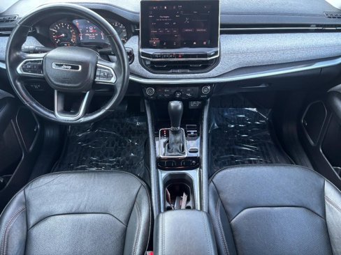 Used 2022 Jeep Compass Latitude w/ Sun and Sound Group image 14