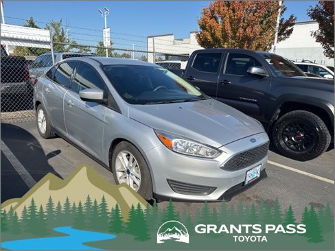 Used 2018 Ford Focus SE image 1