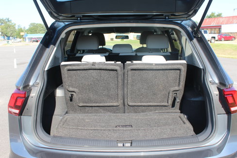 Used 2018 Volkswagen Tiguan S image 7