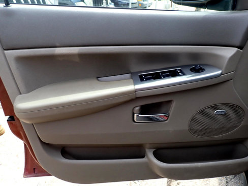 Used 2009 Jeep Grand Cherokee Laredo w/ Popular Equipment Group image 35