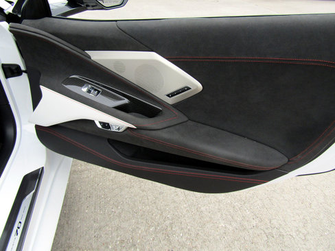 Used 2023 Chevrolet Corvette Stingray Premium Conv w/ Z51 Performance Package image 14