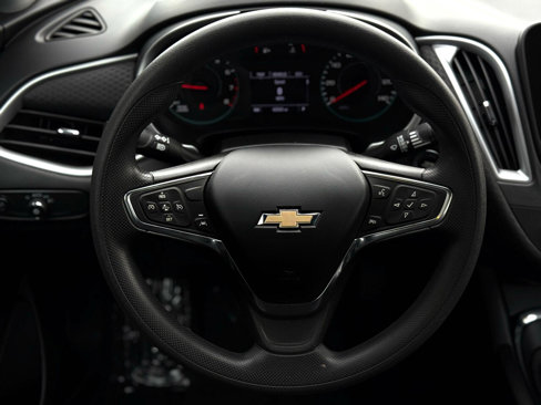 Used 2024 Chevrolet Malibu LT image 18