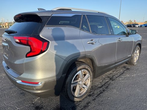 Used 2018 GMC Terrain SLT w/ Preferred Package image 4