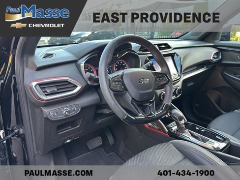 Used 2022 Chevrolet TrailBlazer RS w/ Technology Package image 16