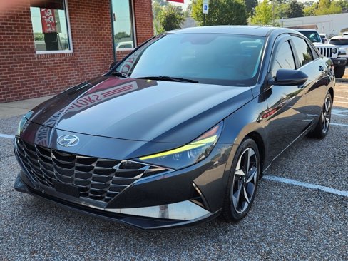 Used 2021 Hyundai Elantra Limited w/ Cargo Package image 3