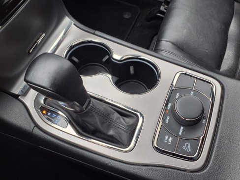 Used 2021 Jeep Grand Cherokee Limited X image 13
