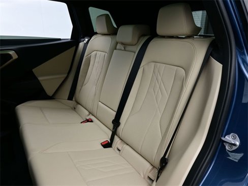 Used 2025 BMW X3 xDrive30i w/ Convenience Package image 16