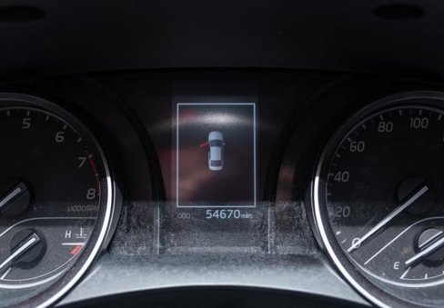 Used 2022 Toyota Camry SE image 2