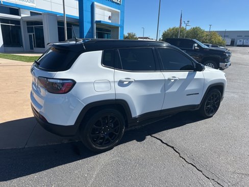 Used 2022 Jeep Compass Altitude image 28