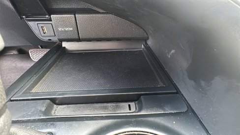 Used 2020 Toyota Camry LE image 13