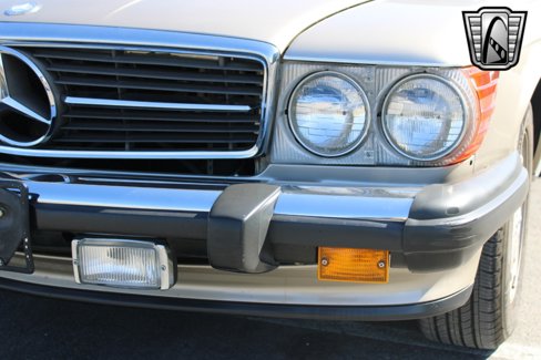 Used 1989 Mercedes-Benz 560 SL image 9