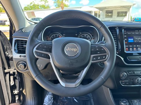 Certified 2022 Jeep Cherokee Limited image 28