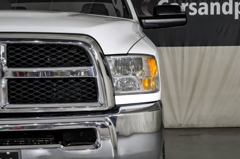 Used 2018 RAM 2500 Tradesman w/ Chrome Appearance Group image 38