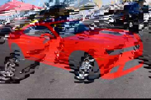 Used 2015 Chevrolet Camaro SS w/ RS Package image 2