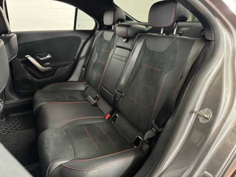 Used 2022 Mercedes-Benz A 220 4MATIC image 30