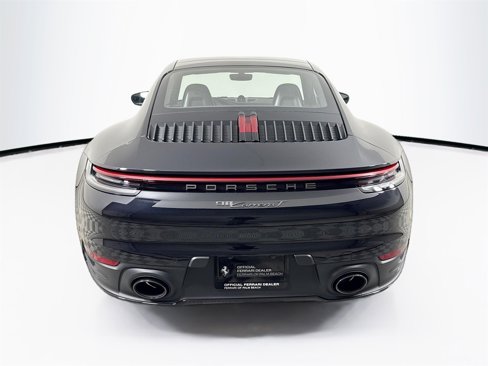 Used 2024 Porsche 911 Carrera T image 6