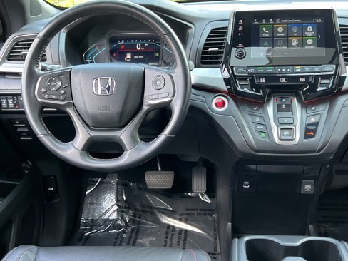Used 2023 Honda Odyssey Sport image 14