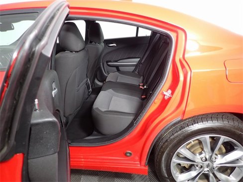 Used 2022 Dodge Charger SXT image 24